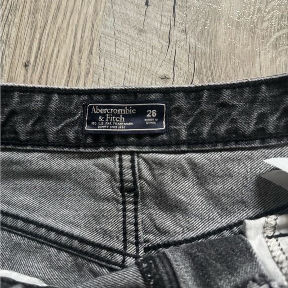 Abercrombie and Fitch Floral Jean Skirt - Picture 3 of 3